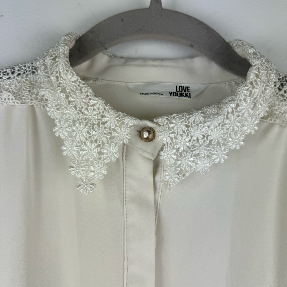 Love Youkki Feminine Lace Detail Ivory Button Up Blouse, Estimated Size Medium - Picture 8 of 11